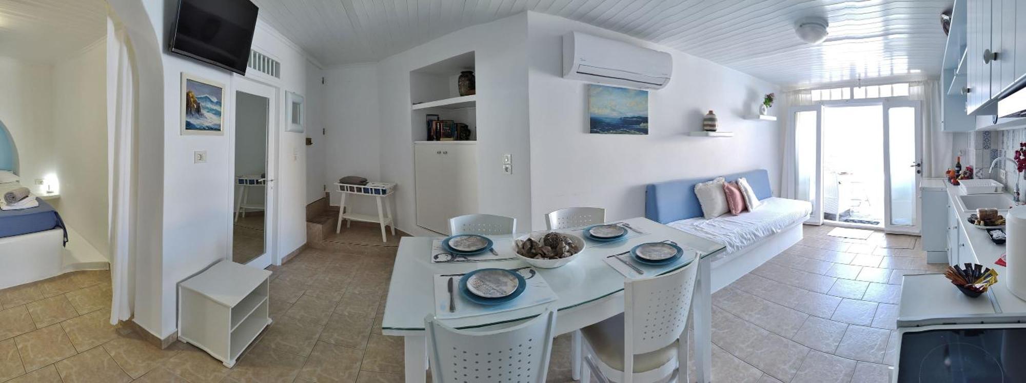 Blue Mare Apartments On The Beach Firopotamos Rom bilde