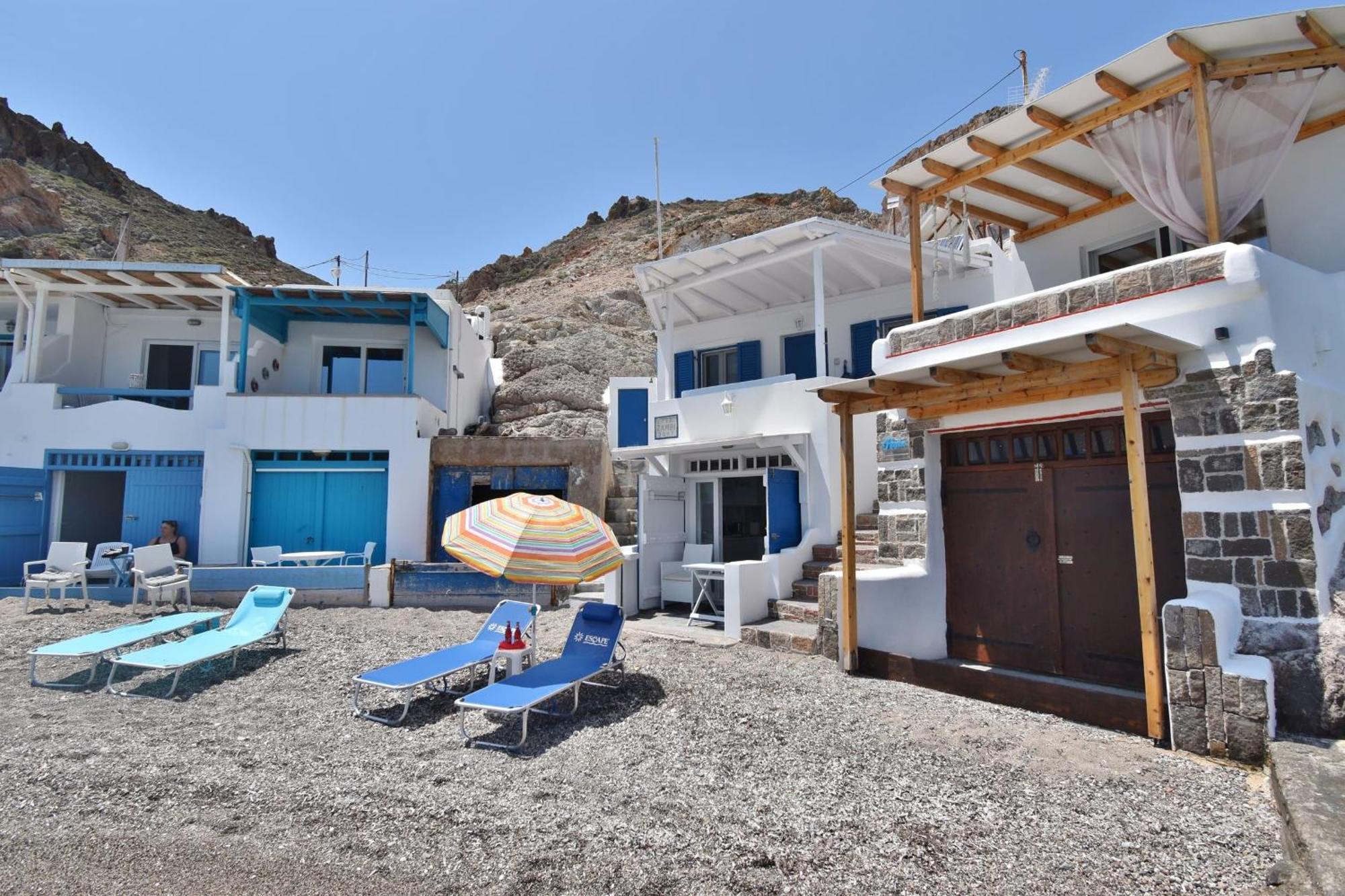 Blue Mare Apartments On The Beach Firopotamos Rom bilde