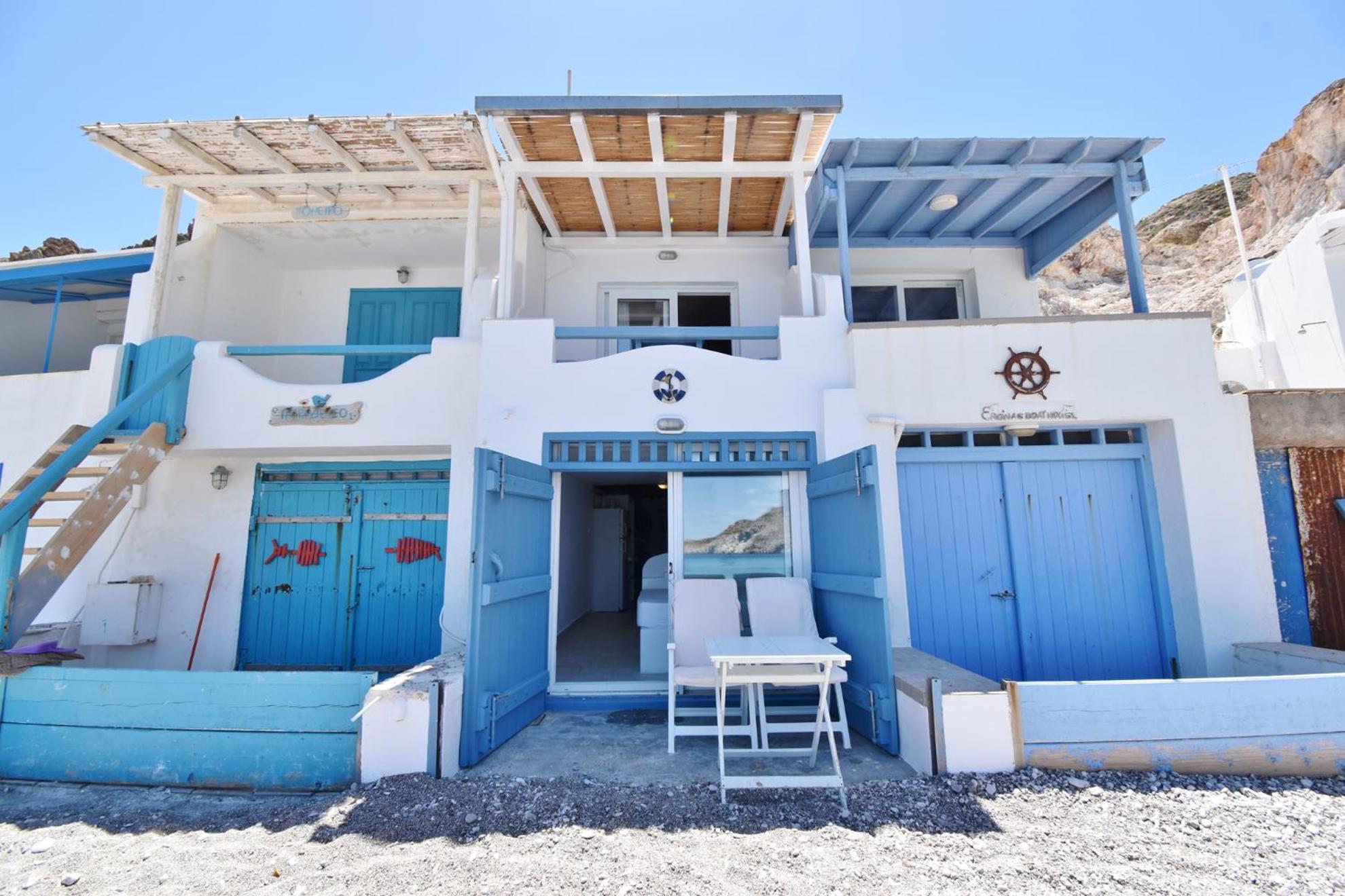 Blue Mare Apartments On The Beach Firopotamos Rom bilde
