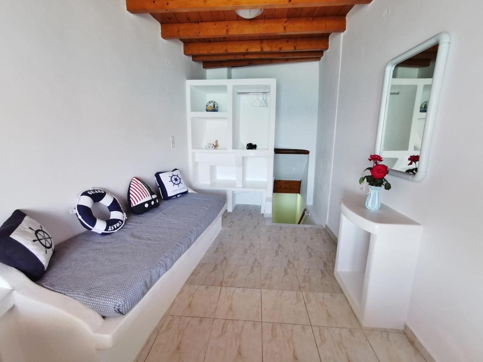 Blue Mare Apartments On The Beach Firopotamos Rom bilde